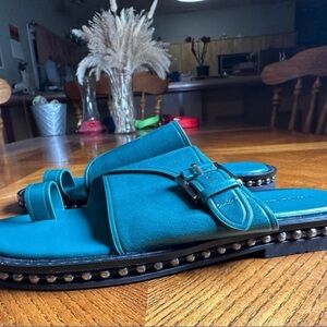 Vince Camuto Women's Cooliann Toe
Ring Sandal Flat SZ 8